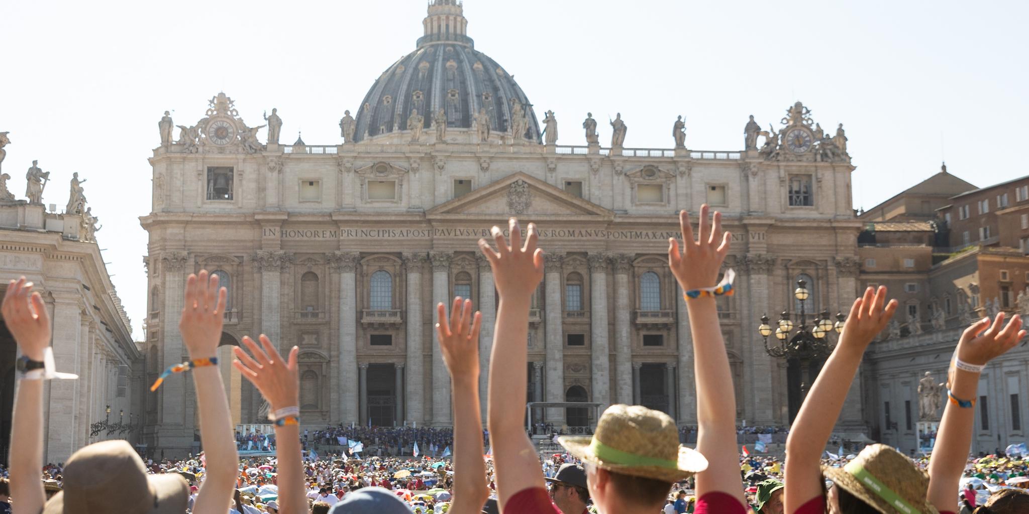 Papstaudienz bei der Ministrantenwallfahrt nach Rom, 30.7.2024, auf dem Petersplatz.